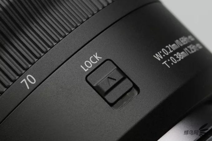 新生RF大三元标变 佳能RF24-70mm F2.8评测