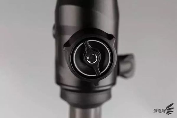 轻巧便携 中轴横置 Befree GT XPRO三脚架评测