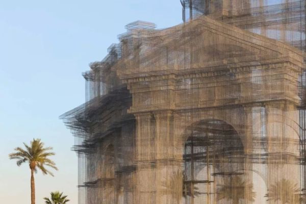 他用铁丝网打造出的惊人作品,比3D网格建模还牛!
