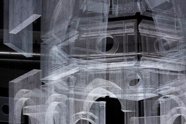 他用铁丝网打造出的惊人作品,比3D网格建模还牛!