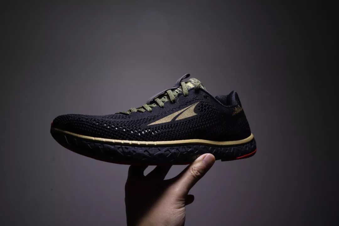 M大报告 | ALTRA Escalante Racer