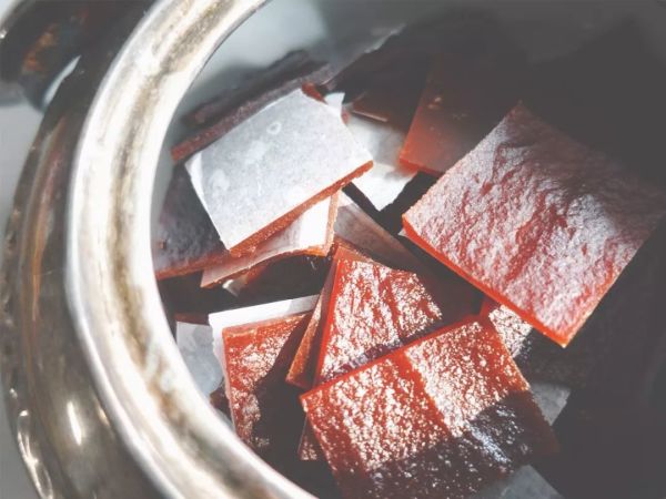 这种水果坚硬无比,只有最锋利的刀才能切它!【奇葩美食】