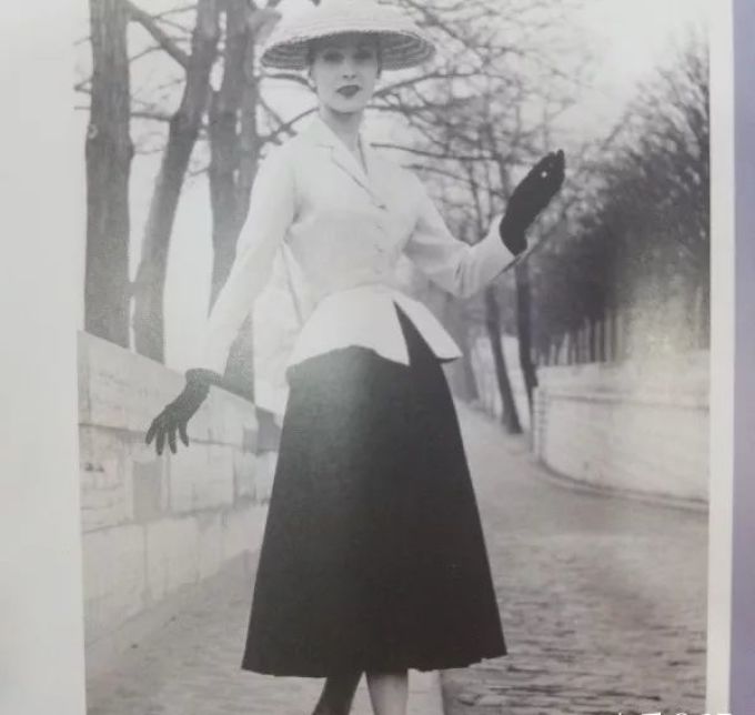 穿上西装外套,做又美又飒的潇洒女人! | FASHION