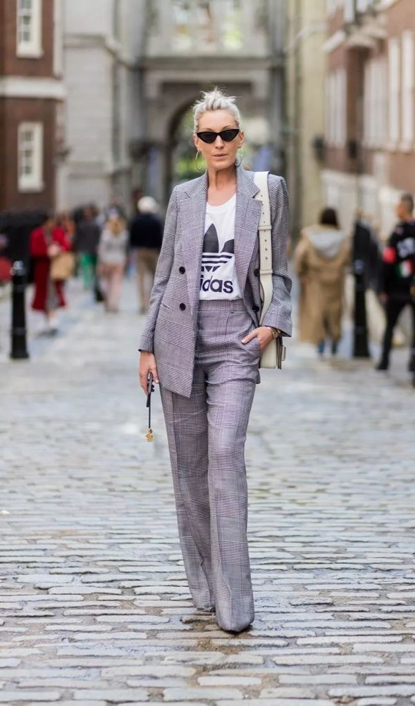 穿上西装外套,做又美又飒的潇洒女人! | FASHION