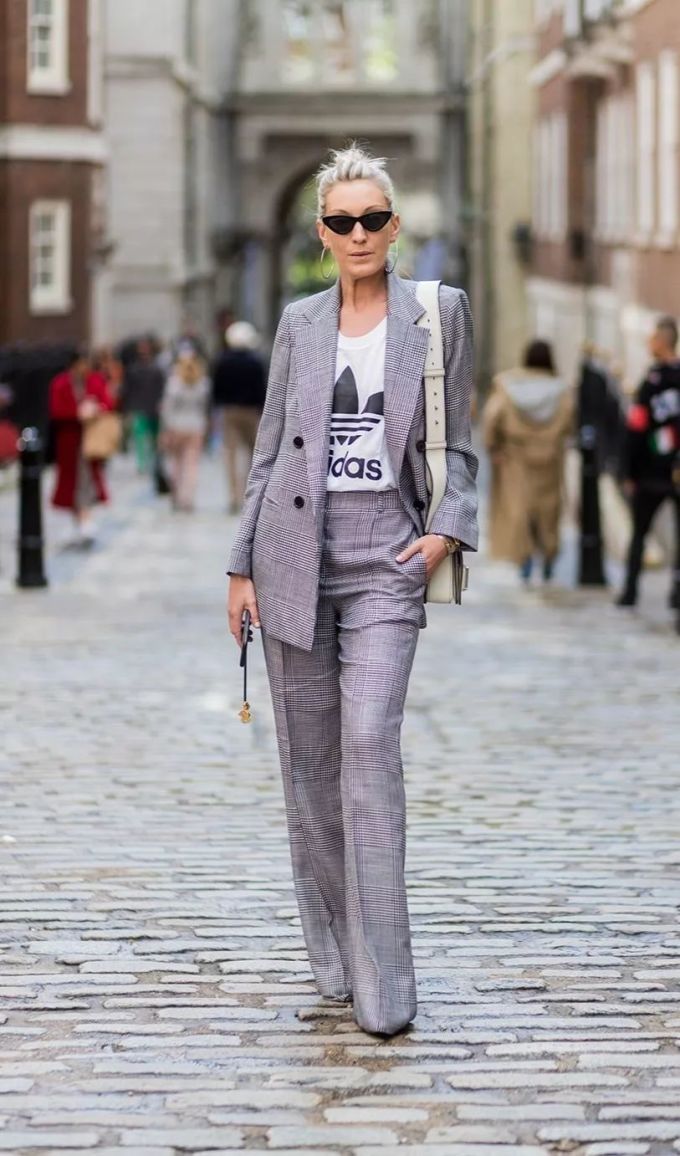 穿上西装外套,做又美又飒的潇洒女人! | FASHION