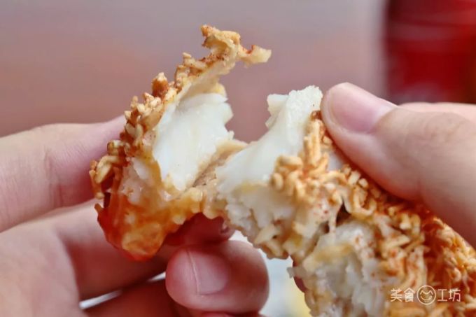 不费一滴油,鱼肉也能酥掉渣,比油炸还香!