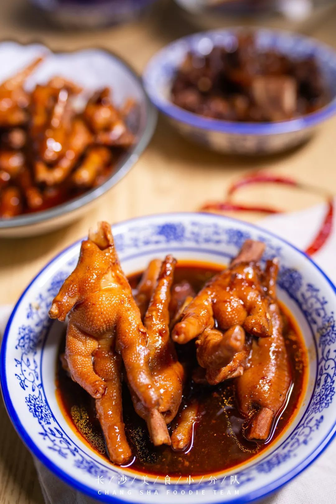 卤香不怕巷子深硬核大叔开创新工艺酱卤秘制绝味太诱人