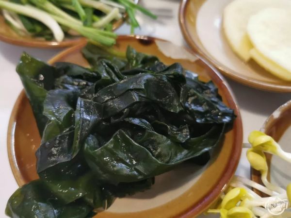 300多元就能吃65道菜?这家3拖1的重庆火锅味道勉强过关
