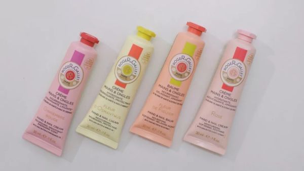 冬天了,囤一瓶滋润不腻的香香身体乳过冬