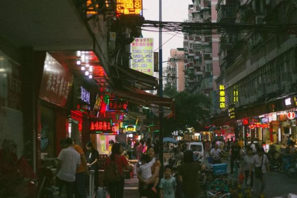 东晓南的潮汕砂锅粥,建议你饿一顿再来