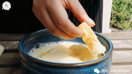 用吐司就能做出这么好吃的甜品!你们要的简单食谱来啦! 【安卡西厨】