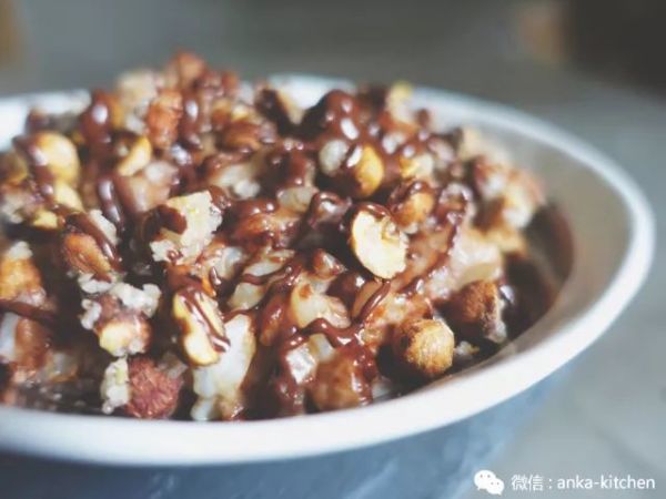 没错!它既可以是美味的减肥代餐,也可以是甜腻的万能甜品【安卡西厨】