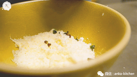 如何不用油炸的方式去复刻油炸物的酥脆感?【安卡西厨】