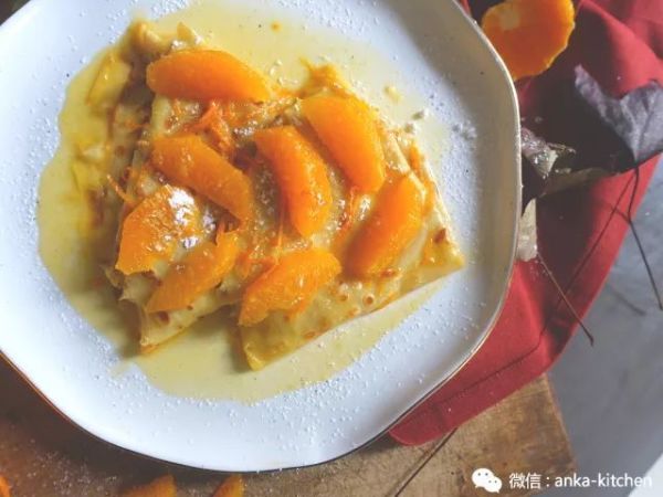 法国最著名的经典火焰料理,非属这道燃烧的可丽饼不可