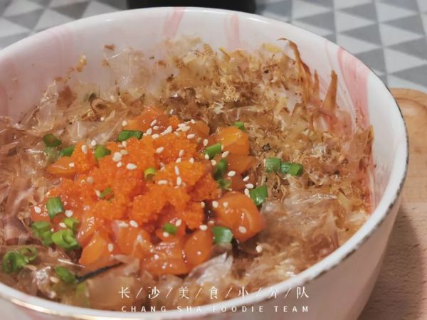 北上广流行的白领午餐波奇饭?在长沙这家小店做得如何?