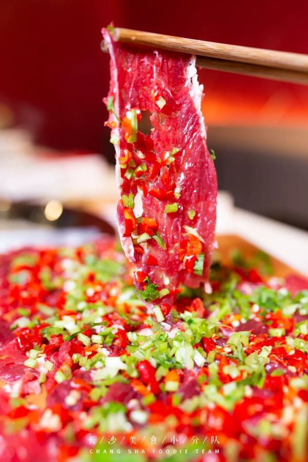 肉要鲜切的才好吃!侯家塘川锅一号搬新家,解锁超多新菜品
