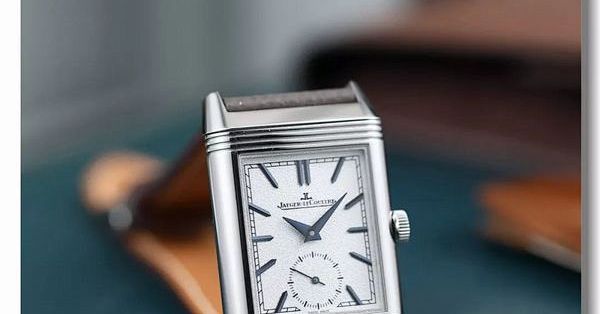 做人不能两面派,买表可以两面派