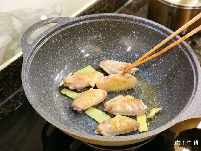 秒杀一切奶茶!73岁沙示,才是广州人的网红饮料!