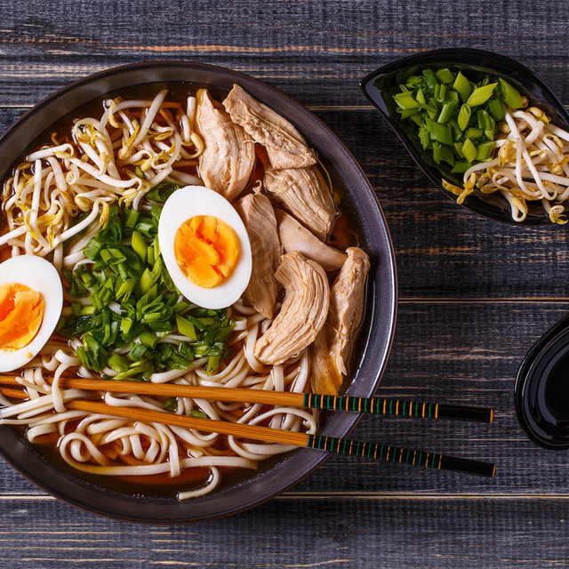 面香不怕巷子深：1000日元吃到饱的国民美食