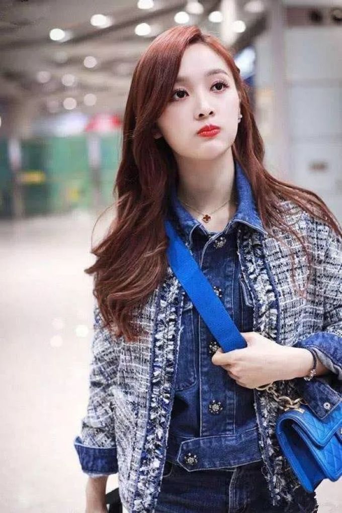 timg (5).jpg 初秋不能错过的“小香风”穿搭,时髦高级显气质,精致女人都喜欢!| 风格穿搭术