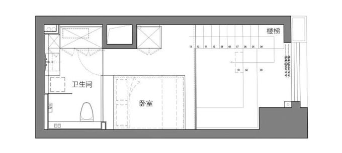 30平公寓加一层,复式装修出简约客厅、餐厅及大卧室,让一家三口住出百平的效果