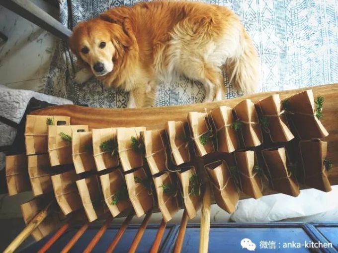 老板娘首次出镜给你们送心心念念的圣诞糕点礼盒啦!快来饱个眼福【安卡西厨】
