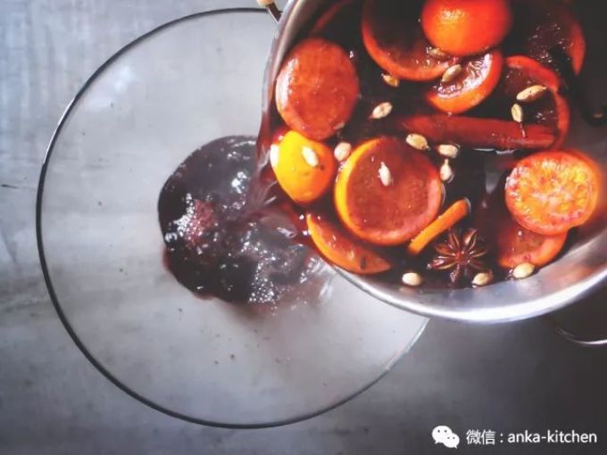 圣诞月热酒饮特辑二:德国人不喝上几杯就等于没有过圣诞节的葡萄香料酒【安卡西厨】