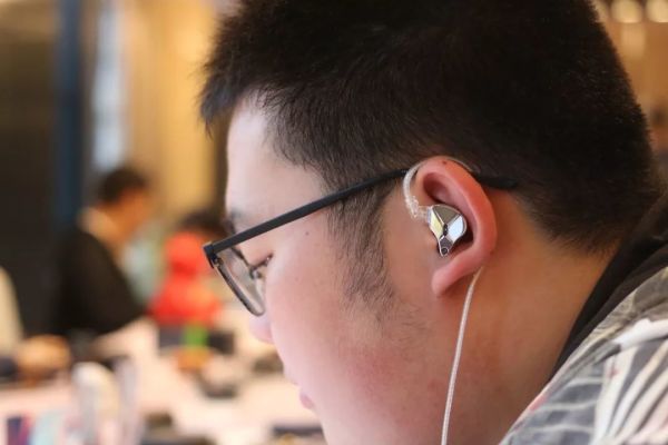 时隔两年,耳机与杂谈的线下聚会又到重庆了~