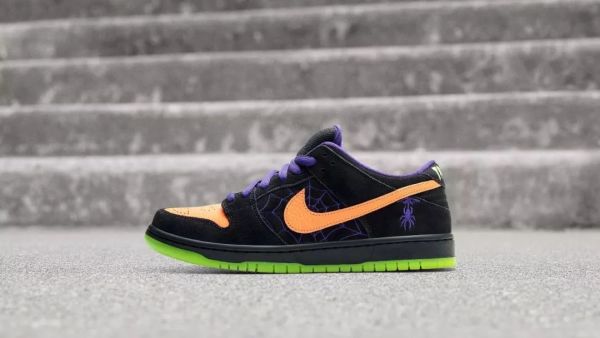 潮闻快食 | MADNESS日制刀割军裤即将发售; 万圣节NIKE SB DUNK发售信息