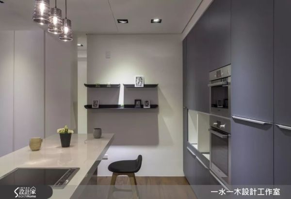厨房与客厅餐厅相邻的大开间,让小户型瞬间放大30%