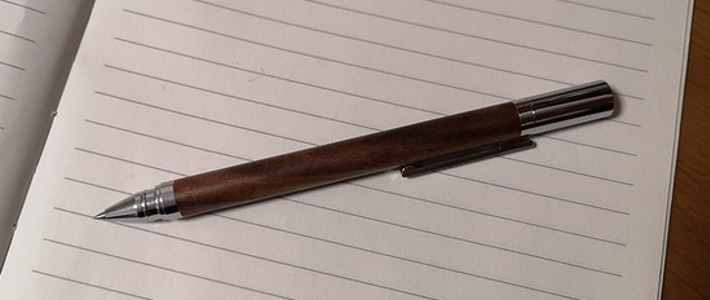 中性笔使用感受（18）--KACO  明致（WISDOM）宝珠笔-胡桃木