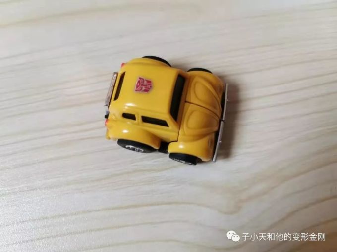 【评玩具】子小天:G1(复刻)大黄蜂开箱测评!