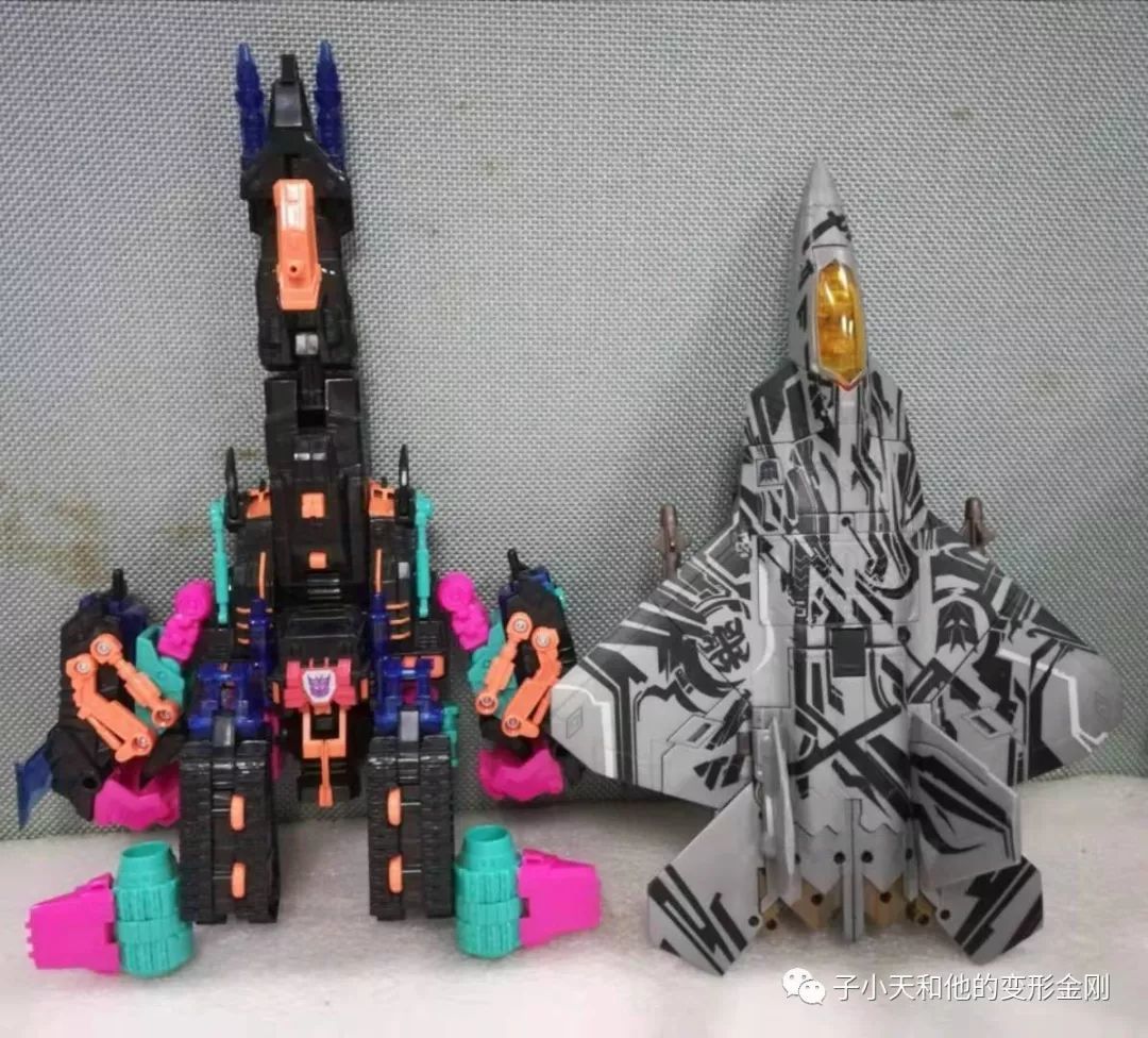 【评玩具】子小天：粑粑总测评《变形金刚 BOTCON2010年会限定的强者级双钳》