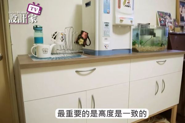 用了宜家爆改,12㎡餐厅收纳太惊人!还有伸缩餐桌,六口人也坐得下
