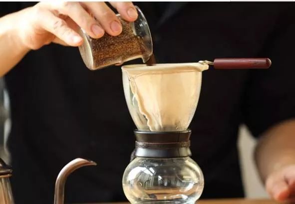 咖啡冲泡 |如何使用法兰绒手冲咖啡？