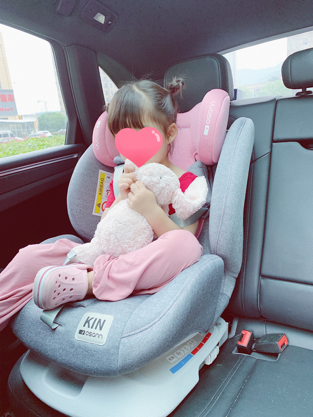 一款合适的安全座椅，轻松解决安全出行问题