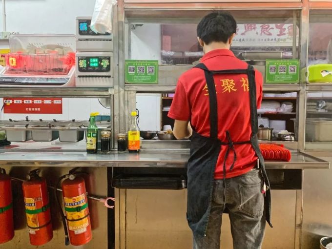 一家小店全城送,半个广西搬回家?