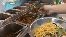 一家小店全城送,半个广西搬回家?