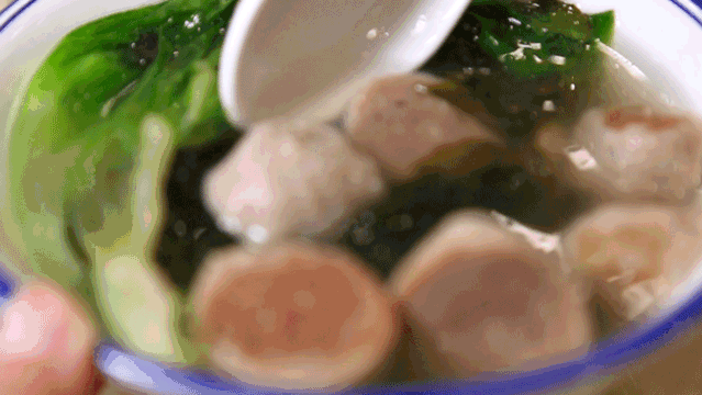 老广东早起排队的早茶店,终于开到成都了!