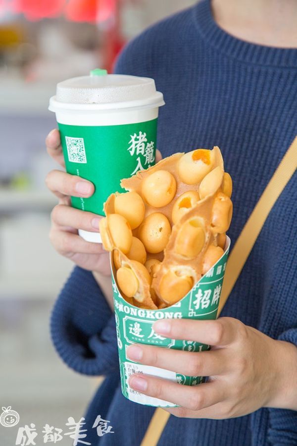 咸蛋黄鸡蛋仔.png 老广东早起排队的早茶店,终于开到成都了!