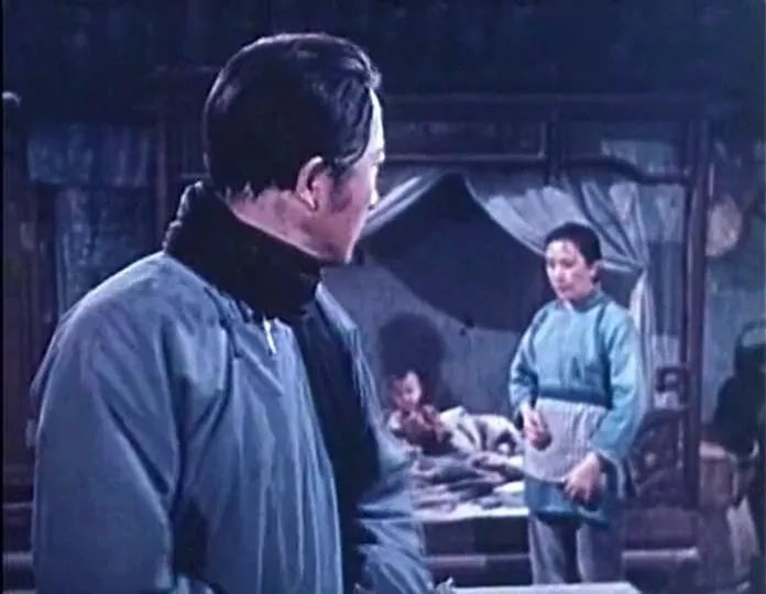 1963年，导演谢铁骊拍了《早春二月》，因内容问题，被雪藏多年