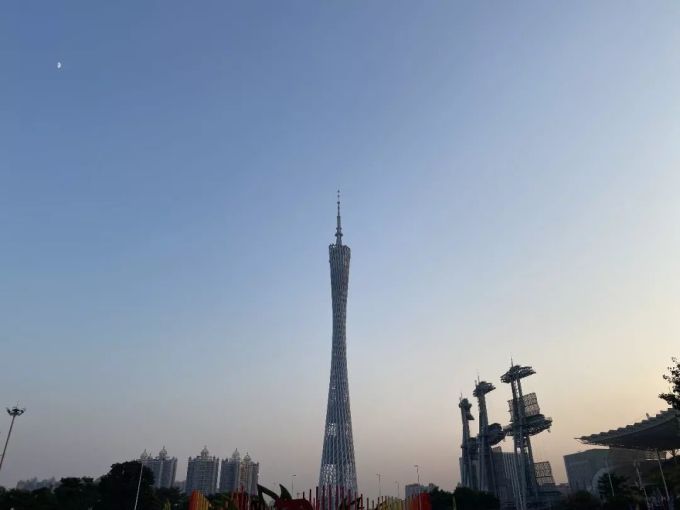 用iPhone 11还不升级?难怪拍的照片这么糊