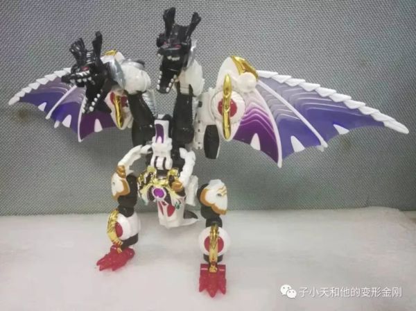 【评玩具】子小天:粑粑总测评《变形金刚 TF2000十变惊破天 脑补出天际的变形》