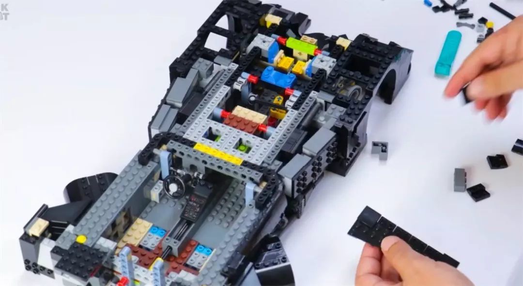 最帅的蝙蝠侠战车 LEGO 1989 Batmobile 76139 最新测评到！