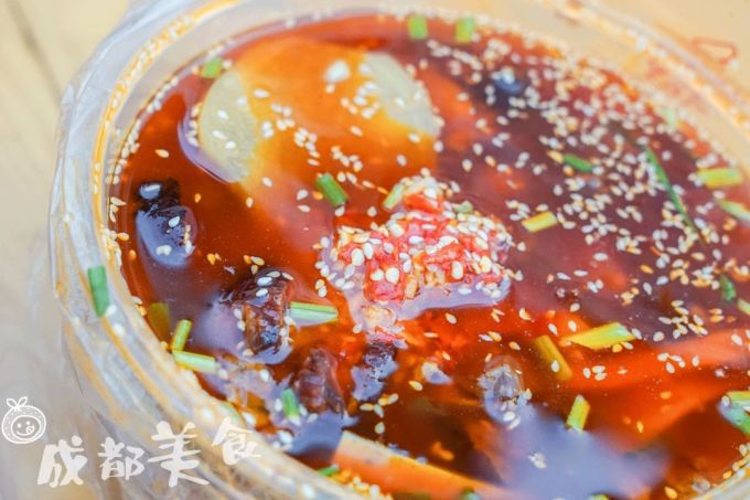 7号线上又开复古网红公园!顺便打卡人均20的机车厂美食!