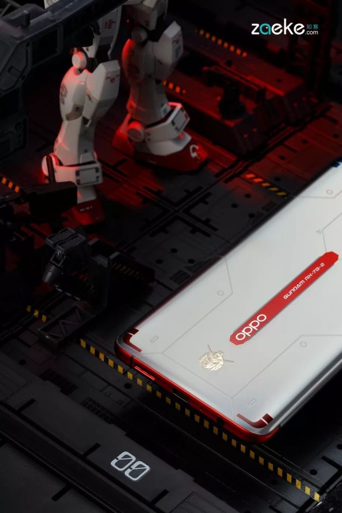 OPPO Reno Ace 高达 40 周年定制版,可握在手里的高达之魂