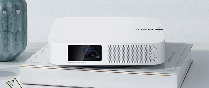  每到过节气氛不足？组建一套大屏娱乐系统吧，让亲友放下手机High起来