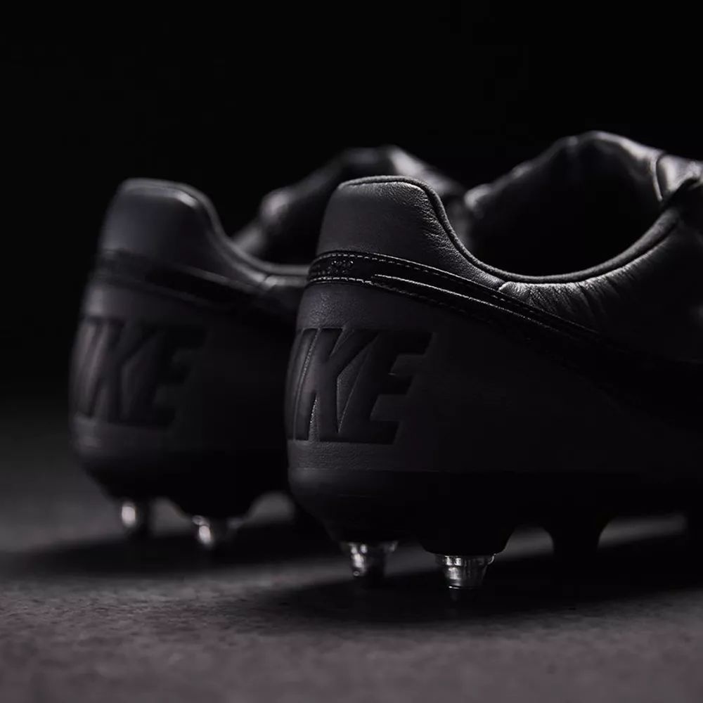 新配色Nike Premier 2.0足球鞋发布