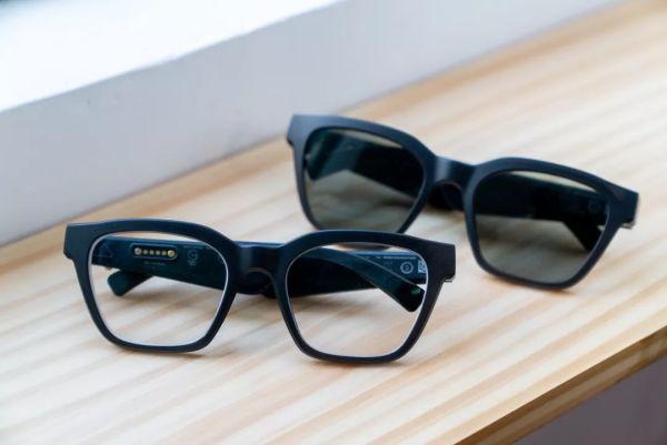 戴着 Bose Frames 智能音频眼镜时,能否“耳聪”且“目明”?