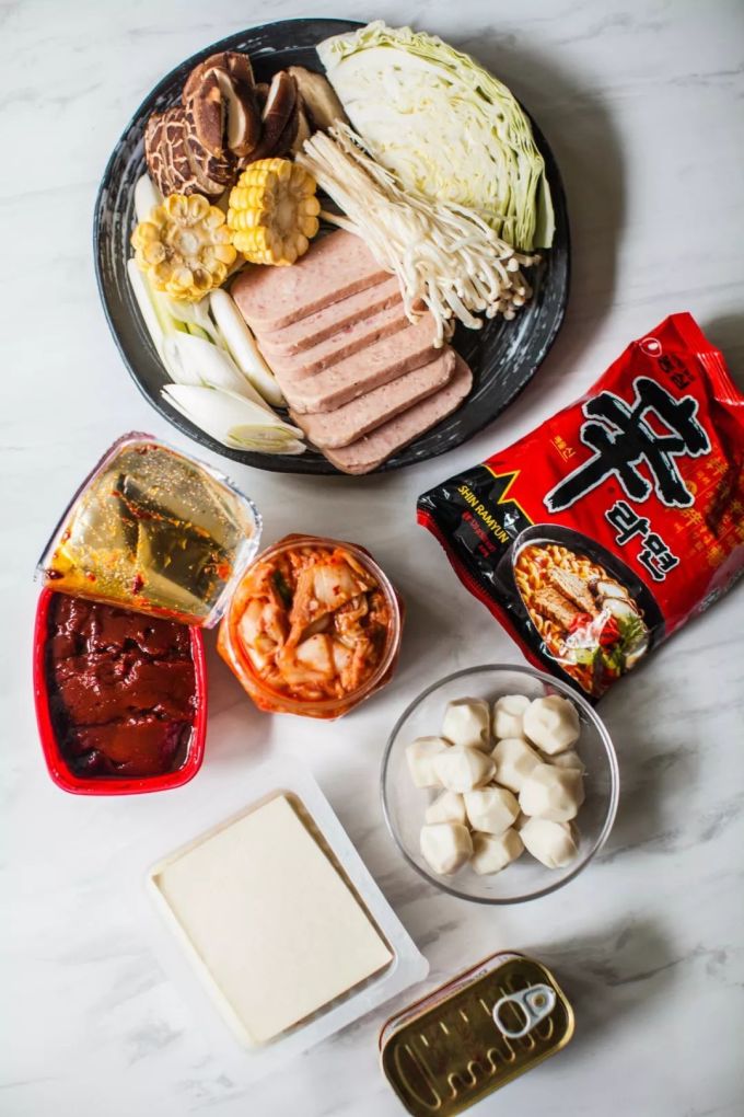 部队锅!为什么人类就是喜欢贫穷料理?
